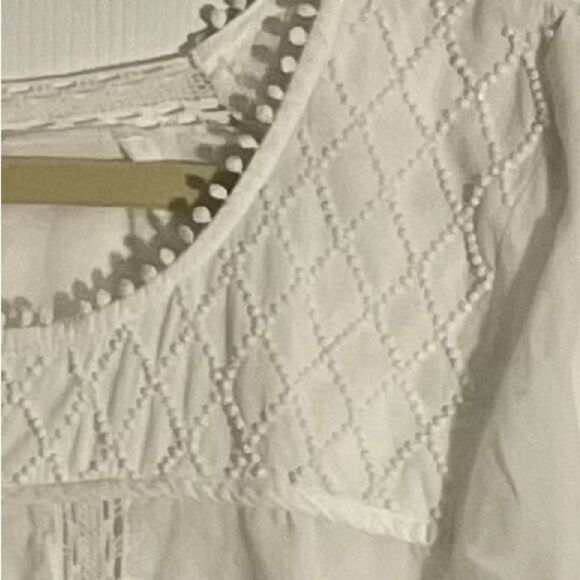 Free People White Cotton Tunic with Beaded and Lace Detailing Size Large - Picture 7 of 7